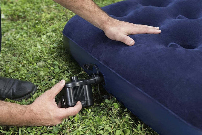 Materasso Gonfiabile Singolo Airbed Blu Floccato Plus 188x99x22cm Campeggi 67001 Giochi e giocattoli/Sport e giochi all'aperto/Giochi aquatici e piscine per bambini/Canotti e gonfiabili galleggianti Trade Shop italia - Napoli, Commerciovirtuoso.it