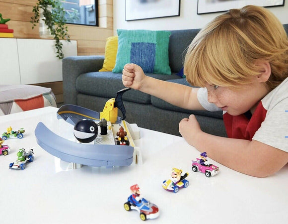 Mattel Hot Wheels Mario Kart Chain Chomp Track Set with Donkey Kong Gioco per Bambini Giochi e giocattoli/Personaggi giocattolo/Edifici e scenari/Piste da corsa Cartoleria Deja Vu - Crotone, Commerciovirtuoso.it