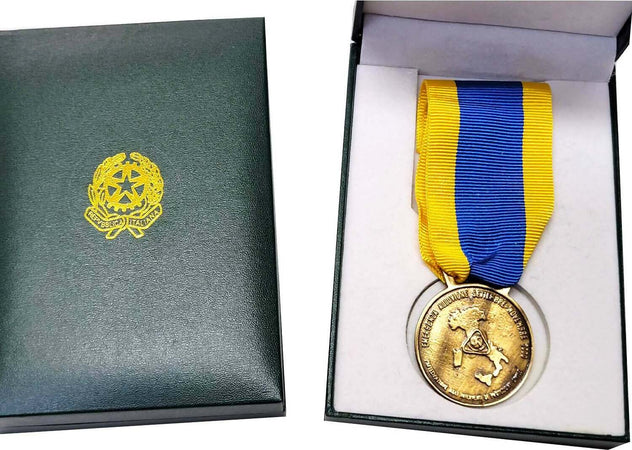 Medaglia Alluvione Del Po Con Scatola Repubblica Sport e tempo libero/Accessori/Trofei medaglie e premi/Medaglie Il Distintivo - Pesaro, Commerciovirtuoso.it