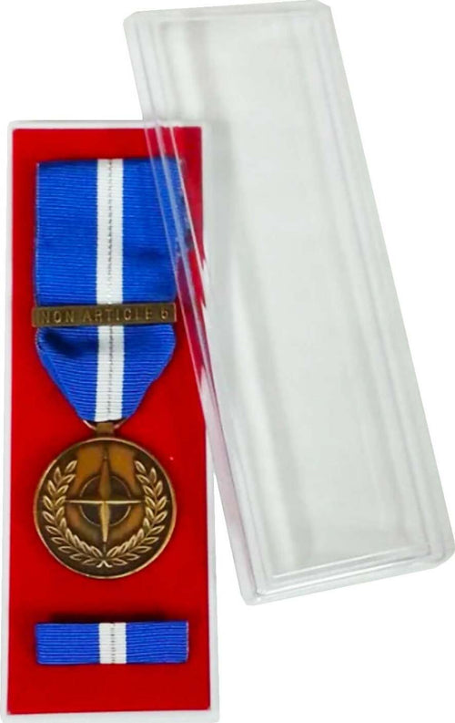 Medaglia Kosovo Bosnia Unificate Nato - Nastro / Nastrino / Medaglia Sport e tempo libero/Accessori/Trofei medaglie e premi/Medaglie Il Distintivo - Pesaro, Commerciovirtuoso.it