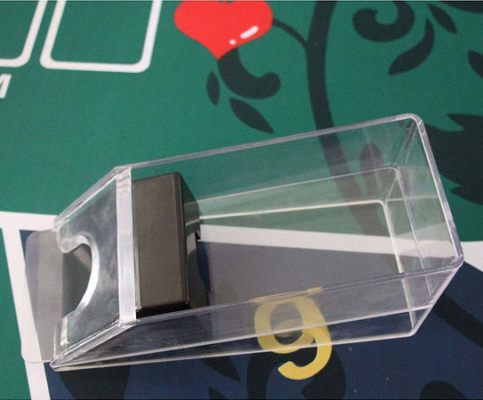 Mescolatore Di Carte Da Poker Blackjack Distributore Portatile Mescola Per Gioco Giochi e giocattoli/Giochi da tavola di società e accessori/Casinò e attrezzature/Mescolatori di carte Trade Shop italia - Napoli, Commerciovirtuoso.it