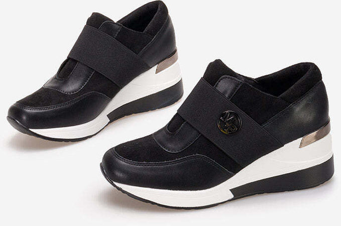Mina - Sneakers con elastico e zeppa