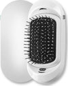 Mini Spazzola Massaggiante Capelli Ionica Scioglinodi A Batterie Portatile Salute e Bellezza > Cura dei Capelli > Spazzole per capelli Trade Shop italia - Napoli, Commerciovirtuoso.it