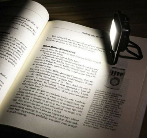 Mini-torcia-led-ricaricabile-multifunzione-con-4-modalità-di-illuminazione-portachiavi-apribottiglie-e-supporto-magnetico