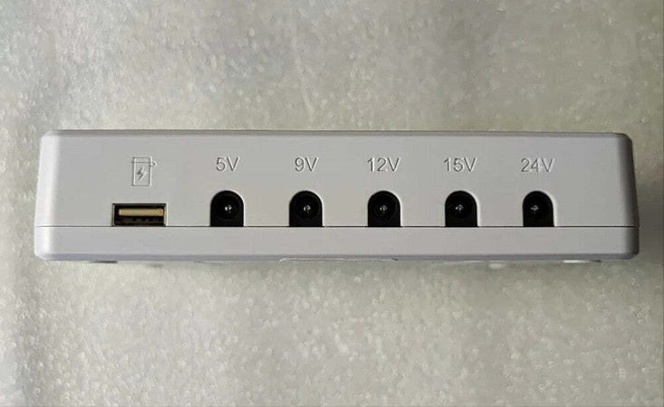 Mini Ups Portatile Ricaricabile Q-up600 15000mah Per Modem Internet Router Cctv Elettronica/Informatica/Accessori/Gruppi di continuità UPS e accessori/Gruppi di continuità UPS Trade Shop italia - Napoli, Commerciovirtuoso.it