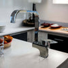 Miscelatore per cucina con canna girevole, stile quadrato moderno