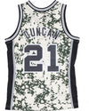 MITCHELL-&-NESS-Canotta-Basket-Uomo-Nba-Alternate-Jersey-Hardwood-Classics-No-21-Tim-Duncan-2013-14-Saaspu-Camo/original-Team-Colors-da-uomo