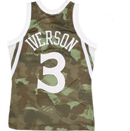 MITCHELL-&amp;-NESS-Canotta-Basket-Uomo-Nba-Ghost-Green-Camo-Swingman-Jersey-Hardwood-Classicsno-3-Allen-Iverson-1996-97-Phi76e-Camo/green-da-uomo