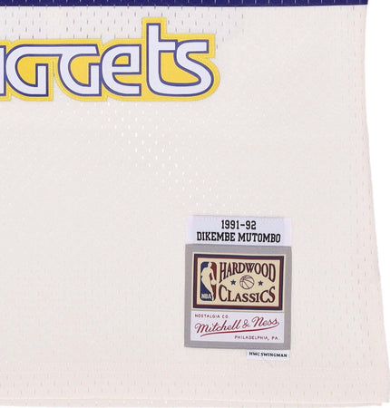 MITCHELL-&amp;-NESS-Canotta-Basket-Uomo-Nba-Off-White-Team-Color-Swingman-Jersey-1991-No-00-Dikembe-Mutombo-Dennug-Off-White-da-uomo