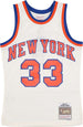MITCHELL-&-NESS-Canotta-Basket-Uomo-Nba-Off-White-Team-Color-Swingman-Jersey-Hardwood-Classics-1985-No-33-Patrick-Ewing-Neykni-Off-White-da-uomo