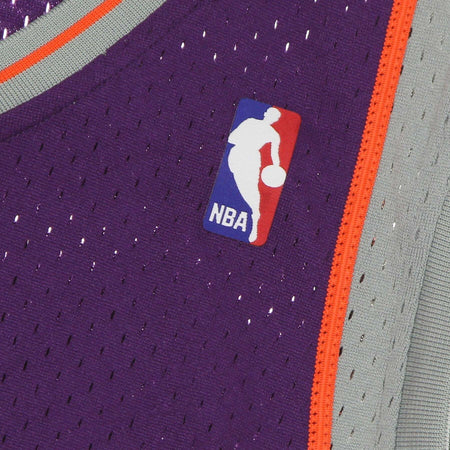 MITCHELL-&amp;-NESS-Canotta-Basket-Uomo-Nba-Swingman-Jersey-Hardwood-Classics-No-32-Amar'e-Stoudemire-2002-03-Phosun-Purple/original-Team-Colors-da-uomo