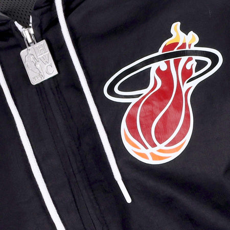 MITCHELL-&amp;-NESS-Giacca-a-Vento-Uomo-Nba-Undeniable-Full-Zip-Windbreaker-Hardwood-Classics-Miahea-Black-da-uomo