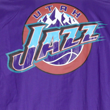 MITCHELL-&amp;-NESS-Giacca-a-Vento-Uomo-Nba-Undeniable-Full-Zip-Windbreaker-Hardwood-Classics-Utajaz-Purple-da-uomo