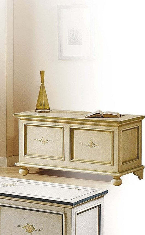 MOBILI-2G---Cassapanca-in-legno-laccato-avorio-con-profilo-verde-L.120x-P.44-H.51