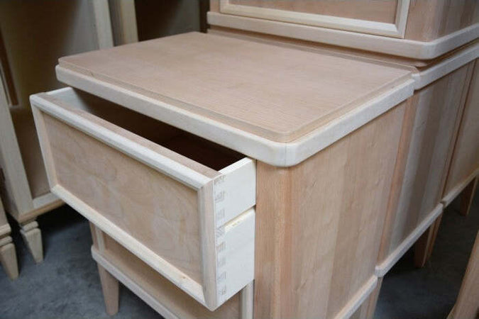 MOBILI-2G---COMODINO-CLASSICO-IN-LEGNO-2-CASSETTI-FINITURA-BASSANO-L.58-P.38-H.70