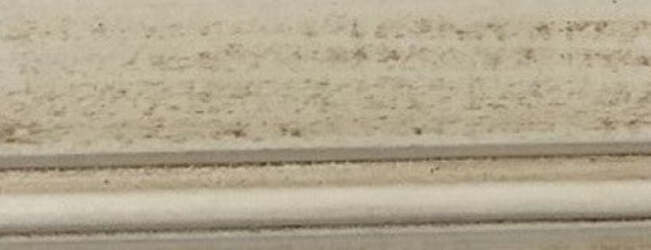MOBILI-2G---Cristalliera-4-porte-shabby-legno-bianco-invecchiato-noce-205X42X205