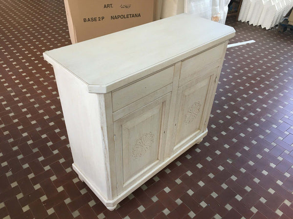 MOBILI-2G---MADIA-CREDENZA-IN-LEGNO-BIANCO-INVECCHIATO-E-DECORI-L.104-P.43-H.98