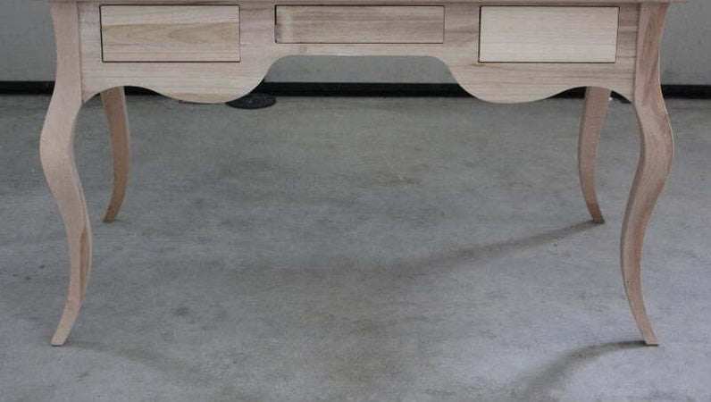 MOBILI-2G---SCRIVANIA-3-CASSETTI-SAGOMATA-LEGNO-GREZZO-150X75X80