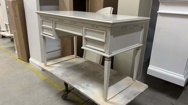 MOBILI-2G---SCRIVANIA-CLASSICA-IN-LEGNO-BIANCO-CONSUMATO-130x70x80