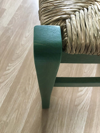 MOBILI-2G---SET-02-SEDIE-IN-LEGNO-MASSELLO-FINITURA-ANILINA-VERDE/PAGLIA