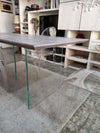 MOBILI-2G---TAVOLO-FISSO-IN-ROVERE-MASSELLO-NODATO-FINITURA-BETON-SPESSORE-4-CM.-MISURA-L.250-P.100-H.75