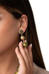 MYA-ACCESSORIES-|-Orecchini-pendenti-con-sfere-in-acrilico