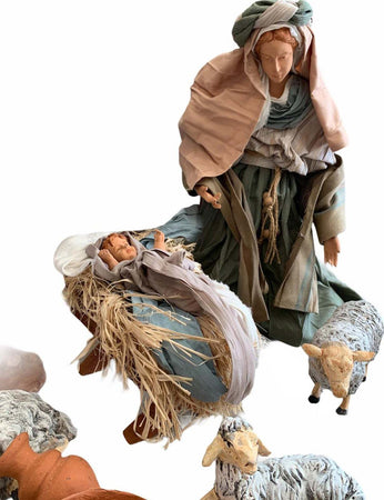 Natività completa di fondale h 45 cm statue per presepe con vestiti in tessuto Verde e Marrone Casa e cucina/Decorazioni per interni/Addobbi e decorazioni per ricorrenze/Decorazioni natalizie/Presepi/Statuine e fondali per il presepe MagiediNatale.it - Altamura, Commerciovirtuoso.it