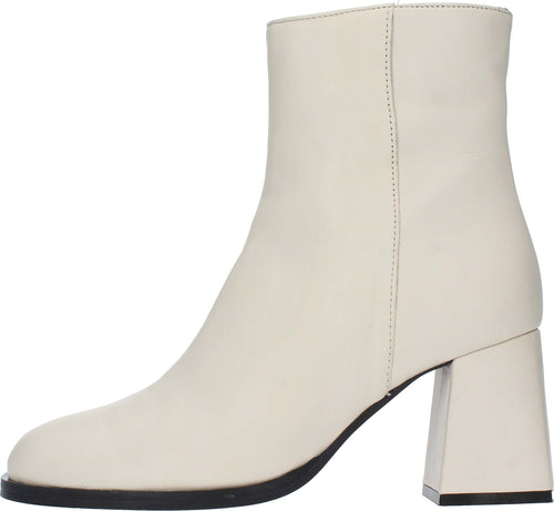 NCUB-Stivali-Panna-da-donna