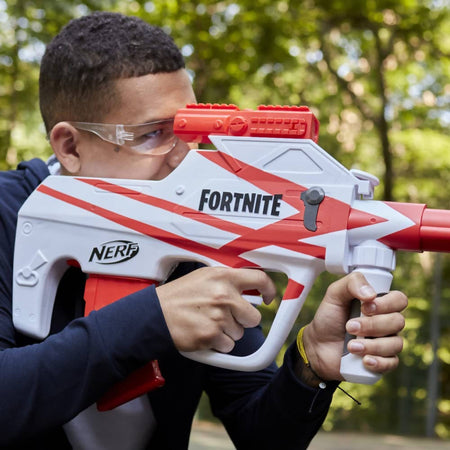 Nerf Fortnite B-AR Blaster Motorizzato Con Caricatore Da 10 Dardi E Involucro Converge Di Fortnite Include 10 Dardi Originali Nerf Elite Giochi e giocattoli/Sport e giochi all'aperto/Pistole a proiettili morbidi/Pistole in gommapiuma Cartoleria Deja Vu - Crotone, Commerciovirtuoso.it