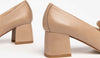 Nero-Giardini-mocassino-beige-con-catena-I205651DE412