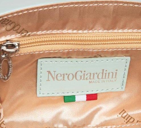 Nero-Giardini-Pochette-vernice-col.-menta-E443701DE530