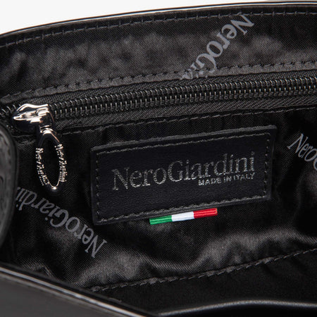 Nero-Giardini-Pochette-vernice-nera-E443701DE100