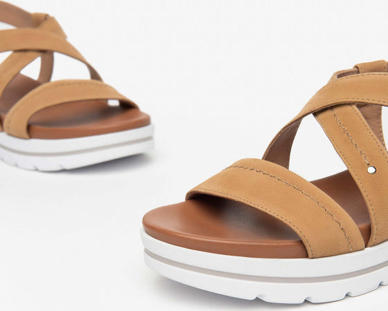 Nero-Giardini-sandalo-platform-col.-sigaro-E410720D340