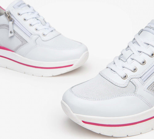 Nero-Giardini-sneakers-bianca-zip-e-strass-E409830D707