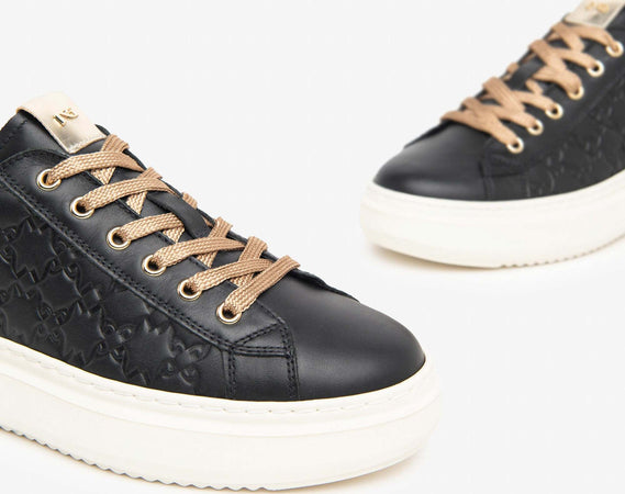 Nero-Giardini-sneakers-donna-in-pelle-nero-I411590D100