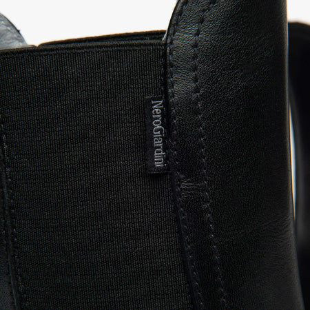 Nerogiardini Anfibi Donna Tinta Unita Anfibio Boots in Pelle Con Suola in Gomma E Tacco 5 Cm Collezione Aut-Inv 2022/2023
