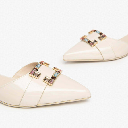 Nerogiardini Ballerine Donna  in Vernice a Punta Con Laccetto E409520D Nuova Collezione