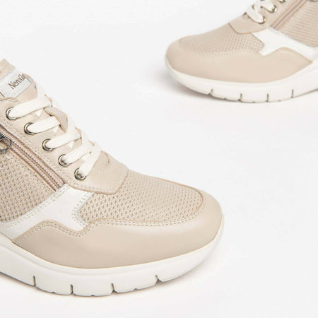 Nerogiardini Scarpe Donna Sneakers Casual Chiare in Pelle Con Suola Zeppa 6 Cm