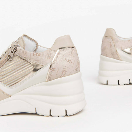 Nerogiardini Scarpe Donna Sneakers Casual Chiare in Pelle Con Suola Zeppa 6 Cm