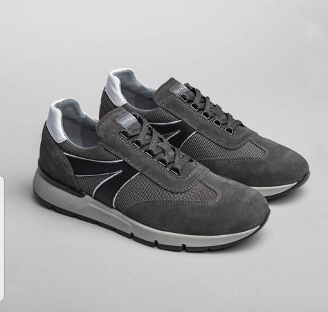 Nerogiardini Sneakers Casual Uomo Lacci Suola in Gomma Camoscio Scarpe Made in Italy Scamosciate I001820u