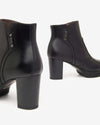 Nerogiardini Stivali donna tronchetti in pelle con tacco I411200D100 Nero