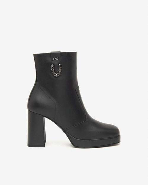 Nerogiardini Stivali Donna Tronchetti in Pelle I410905 D con Tacco