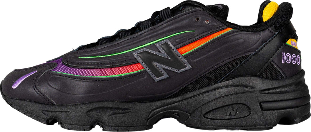 NEW-BALANCE-1000-sneakers-in-Black/Honeycomb-da-uomo