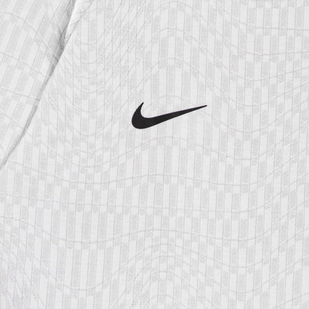 Nike-Felpa-Leggera-Cappuccio-Donna-W-Sportswear-Tech-Pack-Hoodie-All-Over-Jacquard-White/black-da-donna