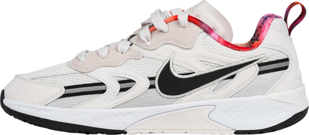 Nike-Futura-Jam-Train-Electric-in-White/Black-da-donna