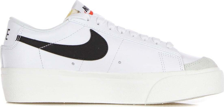 Nike-Scarpa-Bassa-Donna-W-Blazer-Low-Platform-White/black/sail/team-Orange-da-donna