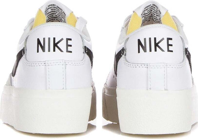 Nike-Scarpa-Bassa-Donna-W-Blazer-Low-Platform-White/black/sail/team-Orange-da-donna