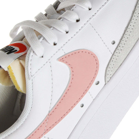Nike-Scarpa-Bassa-Donna-W-Blazer-Low-Platform-White/pink-Glaze/summit-White/black-da-donna