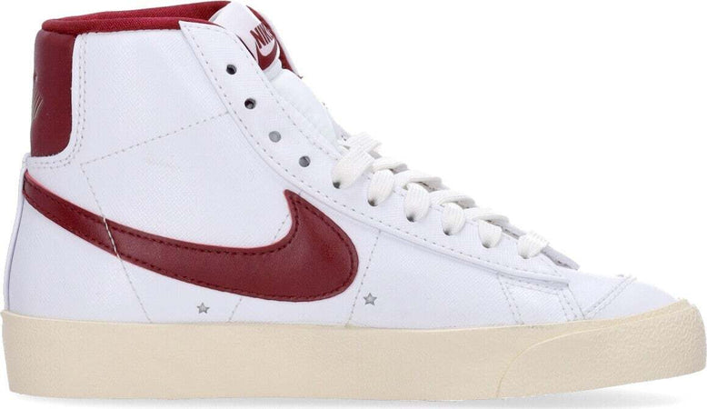 Nike-Scarpa-Bassa-Donna-W-Blazer-Mid-77-Se-White/team-Red/muslin/metallic-Gold-Star-da-donna