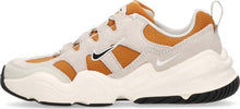 Nike-Scarpa-Bassa-Donna-W-Tech-Hera-Monarch/light-Bone/sail/black-da-donna